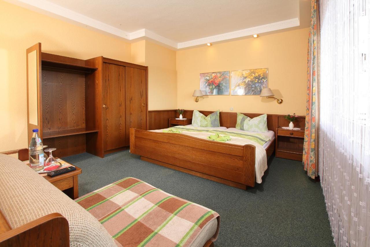 Hotel Schinderhannes Weiskirchen Exteriör bild